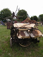 Moissonneuse lieuse (30eme fete des moissons de Saint-Jean-de-Touslas) (3)